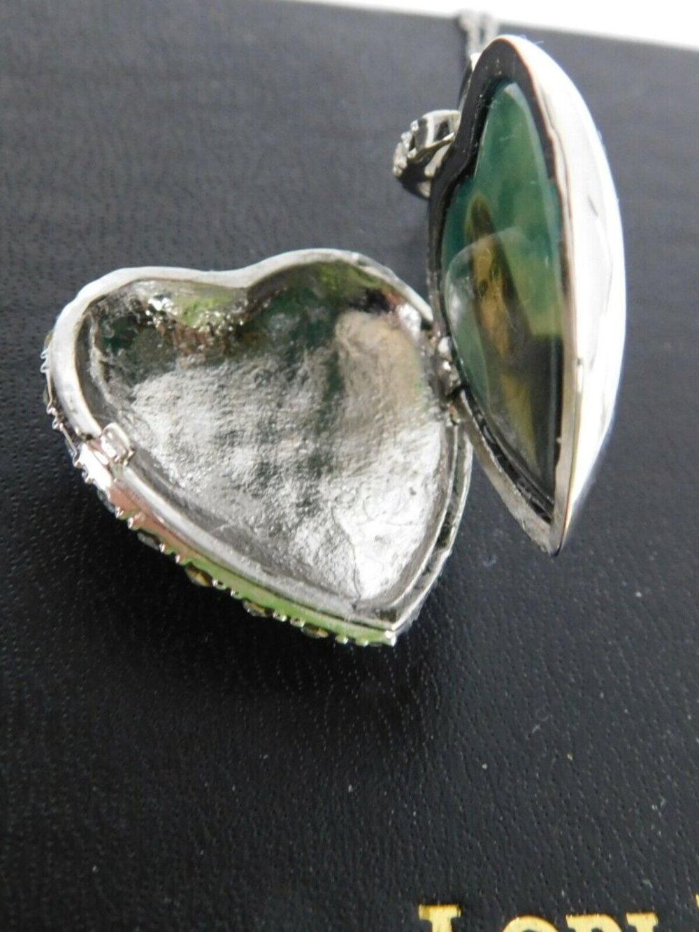 Rhinestone Heart Locket Necklace Earring Set Silver Tone Jesus Lives in My Heart - Picture 5 of 9